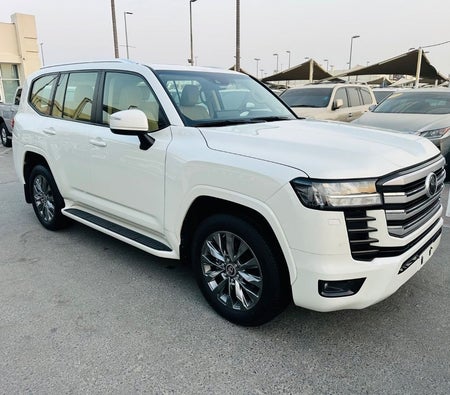 Toyota Land Cruiser 2022, photo 3 of 4