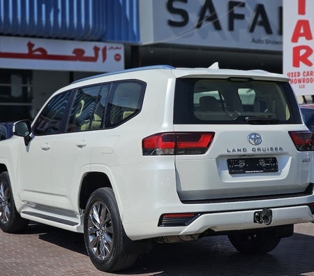 White Toyota Land Cruiser GXR TOP 2023