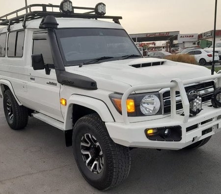 Toyota Land Cruiser 2023, photo 3 of 4