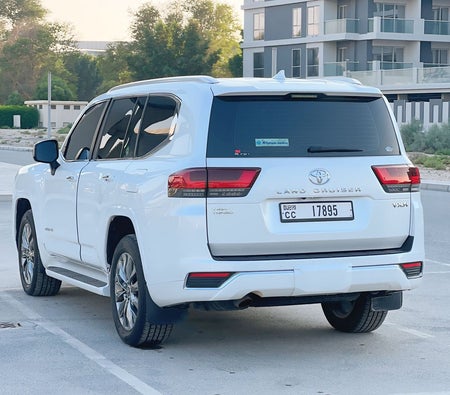 Toyota Land Cruiser 2023