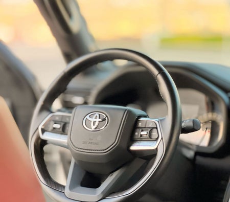 Toyota Land Cruiser 2023