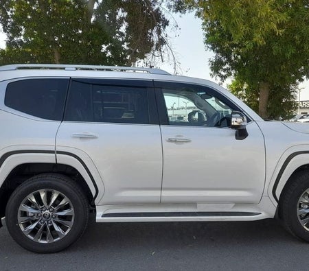 Toyota Land Cruiser 2024, photo 4 of 4