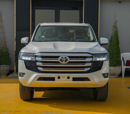 Toyota Land Cruiser GXR MID 2024, photo 2 of 4