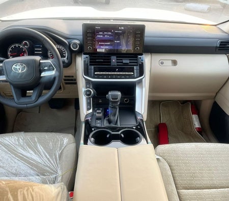 Toyota Land Cruiser  2025, photo 3 of 4