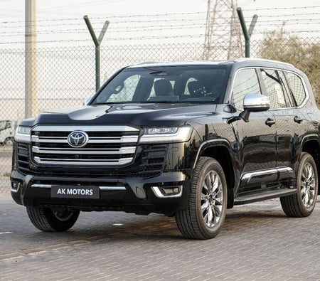 Toyota Land Cruiser 2025, photo 3 of 4