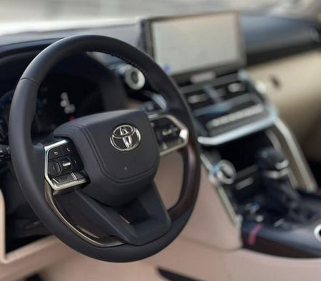 Toyota Land Cruiser  2025, photo 3 of 4
