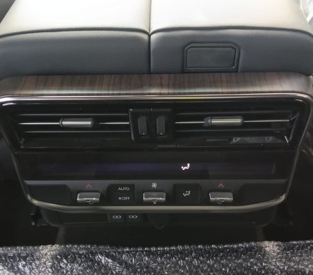 Toyota Land Cruiser VX 2025, photo 4 of 4