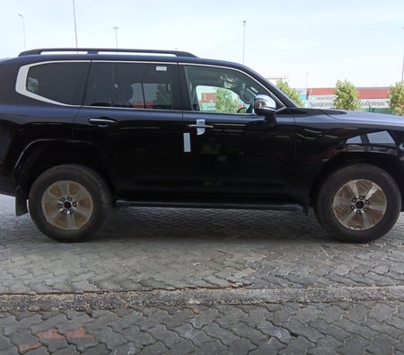 Toyota Land Cruiser 2025, photo 3 of 4