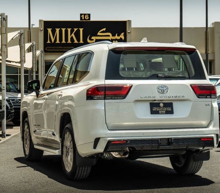 Toyota Land Cruiser 2025, photo 4 of 4