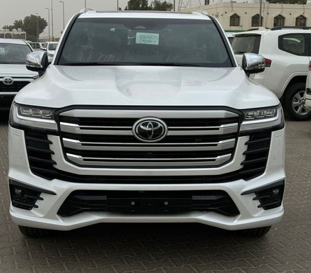 Toyota Land Cruiser  2026, photo 2 of 4