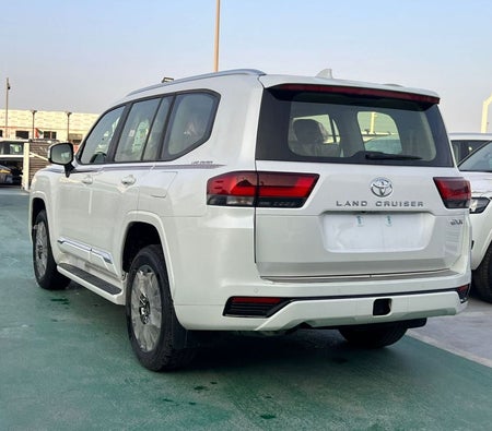 Toyota Land Cruiser  2026, photo 4 of 4