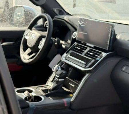 Black Toyota Land Cruiser 2026