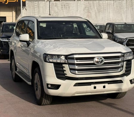 Toyota Land Cruiser 2026, photo 2 of 4