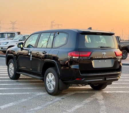 Black Toyota Land Cruiser 2026