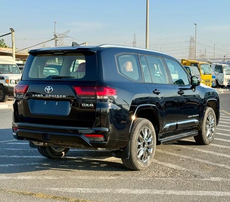 Negro Toyota Land Cruiser 2026