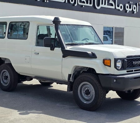 Toyota Land Cruiser 2026, photo 3 of 4