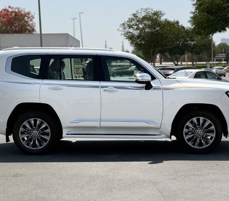 Bianca Toyota Land Cruiser 2026
