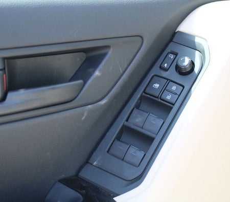 Toyota Land Cruiser GXR 3.5L 2026, photo 2 of 4