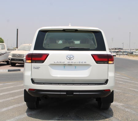 Toyota Land Cruiser 2026, photo 4 of 4