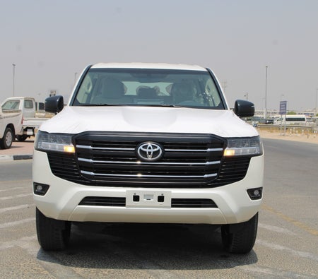 Toyota Land Cruiser 2026, photo 2 of 4