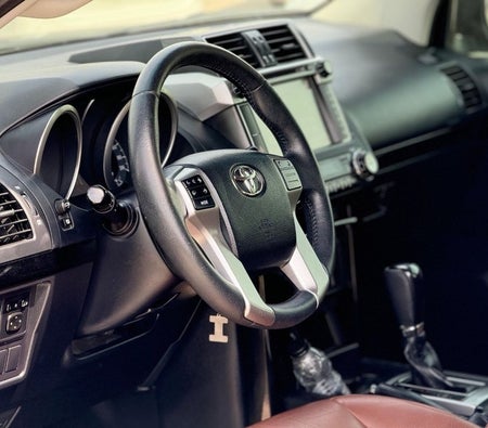 Noir Toyota Prado 2017