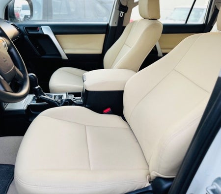 Blanc Toyota Prado 2018