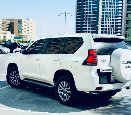 Blanc Toyota Prado 2019