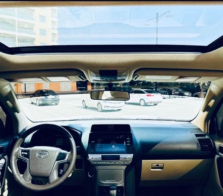 Blanc Toyota Prado 2019