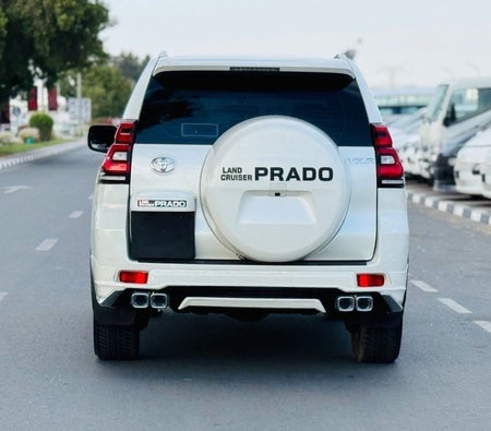 Blanc Toyota Prado 2020