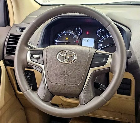Blanc Toyota Prado GXR 2023