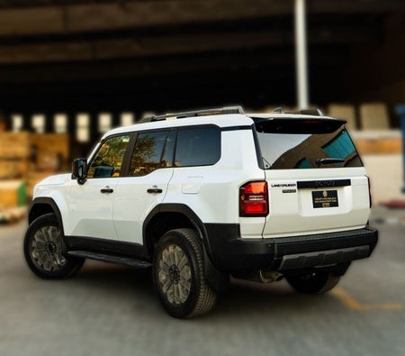 Toyota Prado 2025, photo 4 of 4