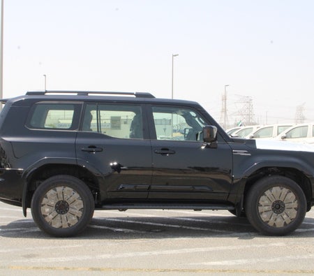 Siyah Toyota Prado 2026