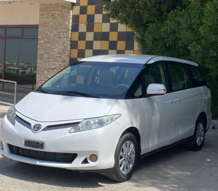 Toyota Previa 2018, photo 3 of 4