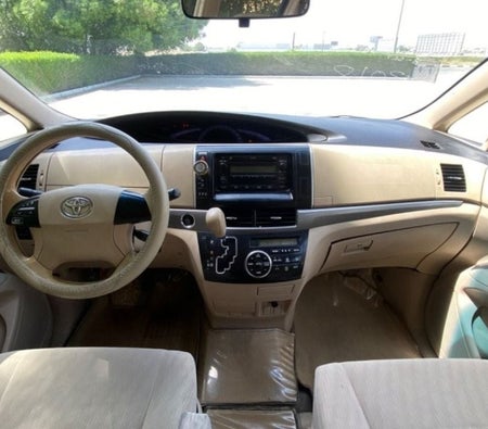 Toyota Previa 2018, photo 4 of 4
