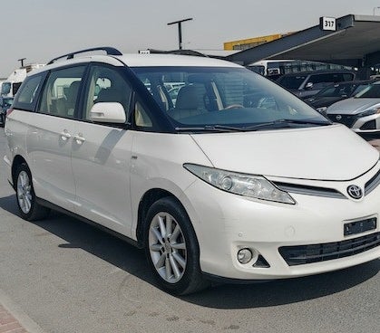 Toyota Previa SE 2020, photo 2 of 4