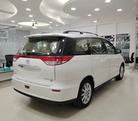 Toyota Previa SE 2020, photo 4 of 4