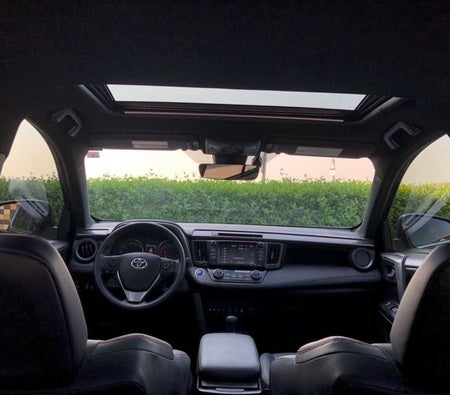 Black Toyota RAV4 2018