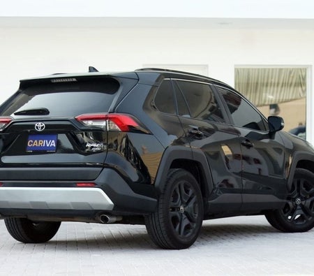 zwart Toyota RAV4 2022
