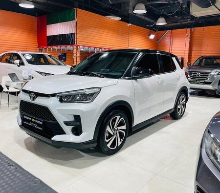 White Toyota Raize TURBO G 2022