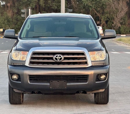 Toyota Sequoia 2012, photo 2 of 4