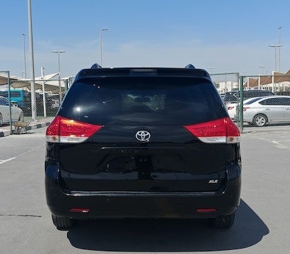 Toyota Sienna 2014, photo 4 of 4