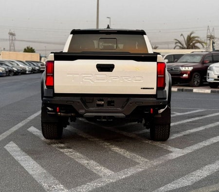 تويوتا تاكوما 2025, photo 4 of 4