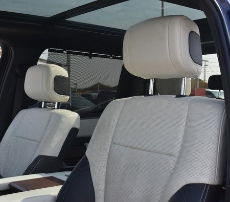 Toyota Tundra Crewmax Platinum 2023, photo 3 of 4