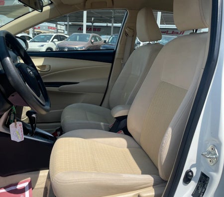 Toyota Yaris Sedan  2020, photo 4 of 4