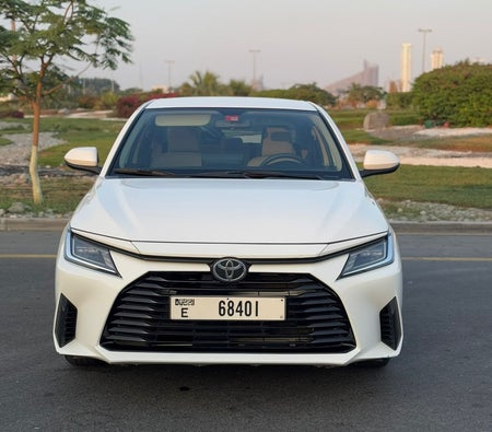 Toyota Yaris Sedan 2023