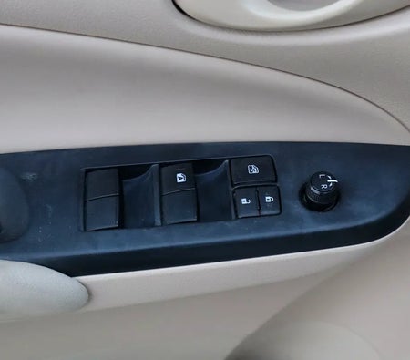 Toyota Yaris E 2019, photo 4 of 4