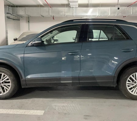 Blue Volkswagen T Roc Life 2022 Blue Volkswagen T Roc Life 2022