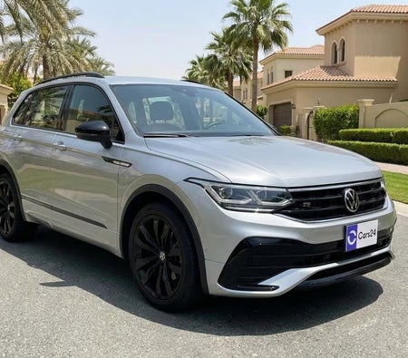 فضي فولكس فاغن Tiguan R LINE 2023 فضي فولكس فاغن Tiguan R LINE 2023