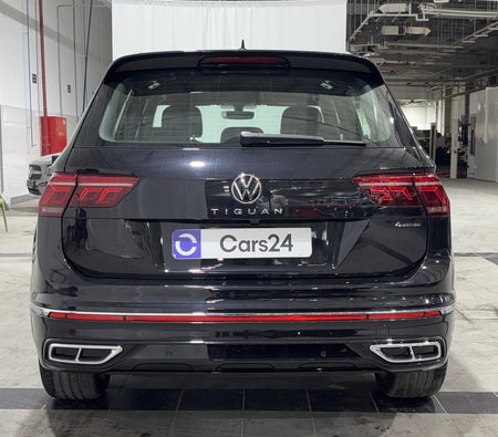 Schwarz Volkswagen Tiguan R LINE 2024 Schwarz Volkswagen Tiguan R LINE 2024