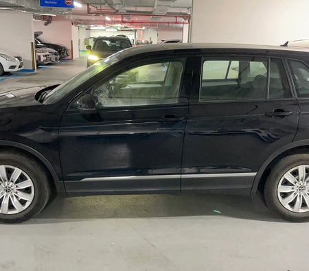 Schwarz Volkswagen Tiguan Trend 2024 Schwarz Volkswagen Tiguan Trend 2024